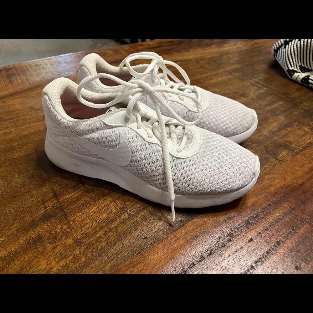 Nike Tanjun White